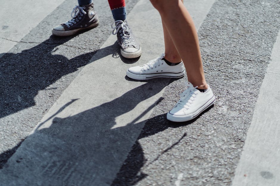 Mejores zapatos para senderismo mujer: No compres por estética lo que tus pies sufrirán en la montaña Mejores zapatos para senderismo mujer: No compres por estética lo que tus pies sufrirán en la montaña