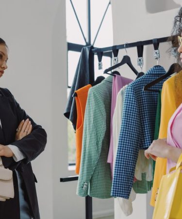 Tendencias de bolsos compactos 2026: formas que sí funcionan